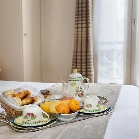 Hotel Apollinaire