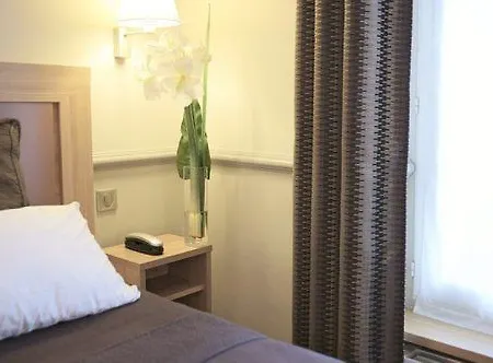 Hotel Apollinaire 3*