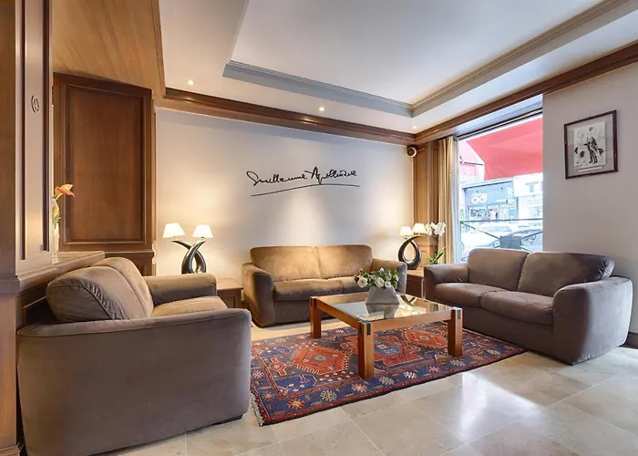 Otel Apollinaire Paris