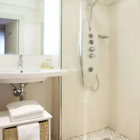 아폴리네르 파리