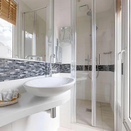 호텔 아폴리네르 3*