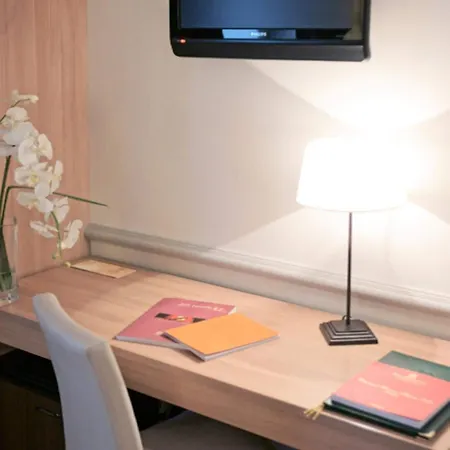 아폴리네르 파리