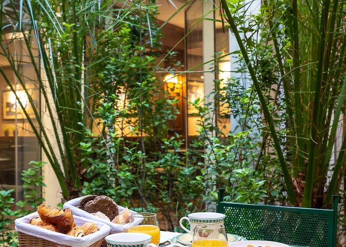 Hotel Apollinaire
