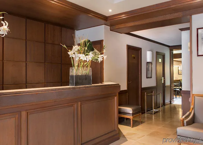 Hotel Apollinaire 3*