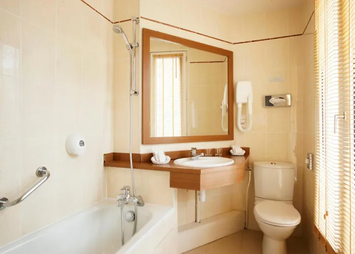 Hotel Apollinaire