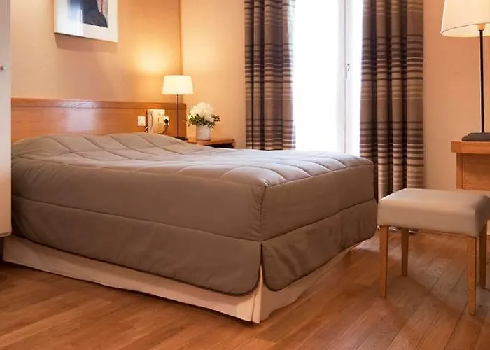 Apollinaire 3* Paris